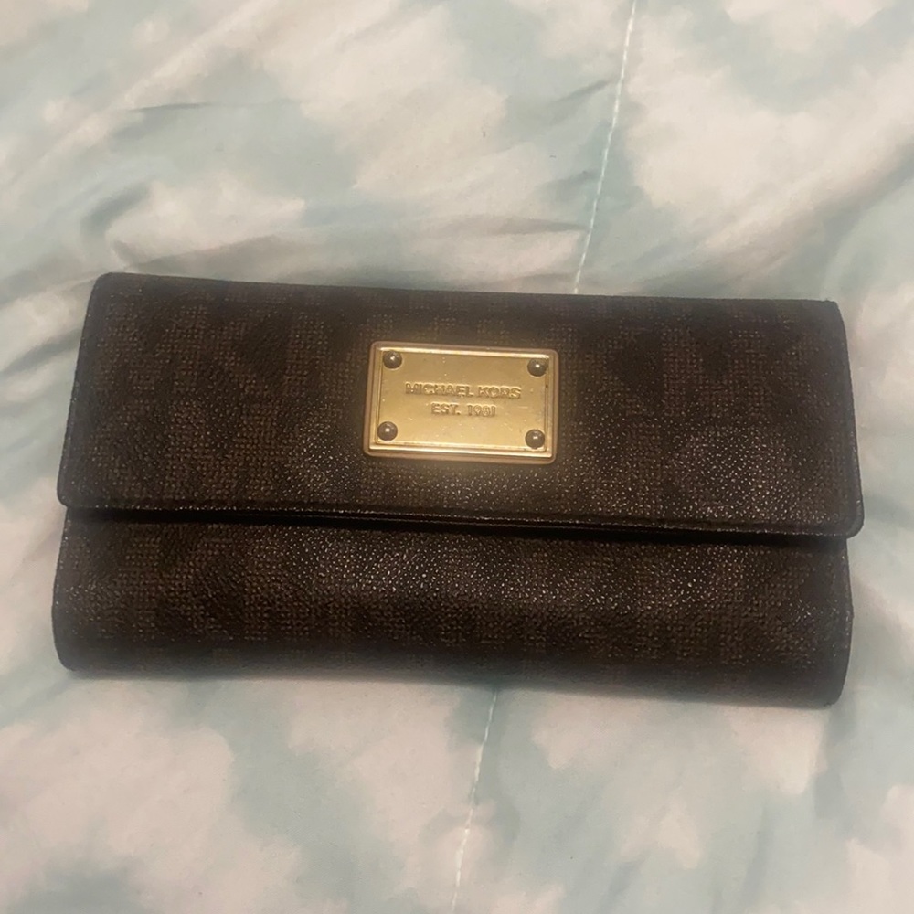 MK wallet
